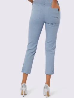 Jean 7/8 avec broderies et dentelle au bas de jambes