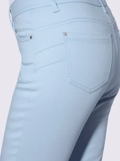 Jean 7/8 avec empiècements en dentelle raffinée latéraux