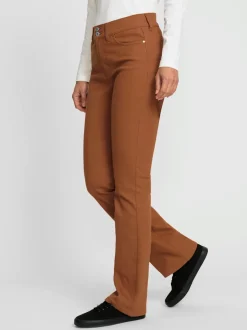 Jean bootcut en coton cinq poches légèrement évasé