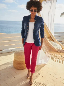 Jean boyfriend 5 poches avec fermeture bouton et coutures décoratives