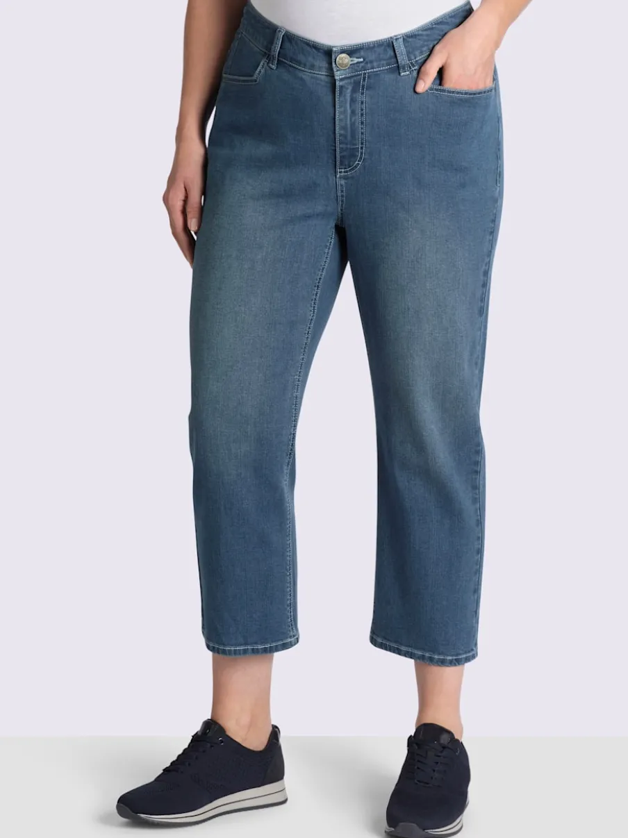 Jean coupe droite aux jambes