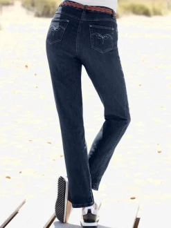 Jean à coupe élancée avec broderie sur poches arrière
