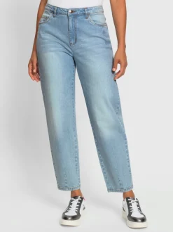 Jean coupe Mom taille haute avec poches pratiques