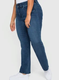 Jean droit taille étroite et cuisses fortes