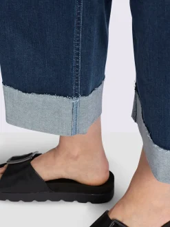 Jean 7/8 empiècement gainant devant avec effet affinant