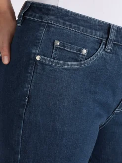 Jean 7/8 empiècement gainant devant avec effet affinant