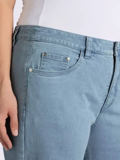 Jean 7/8 empiècement gainant devant avec effet affinant