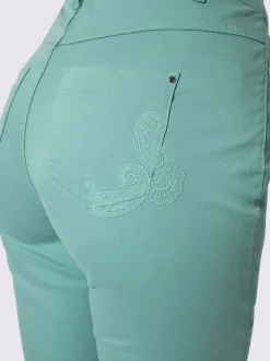 Jean en coton et lyocell avec poches et détails brillants
