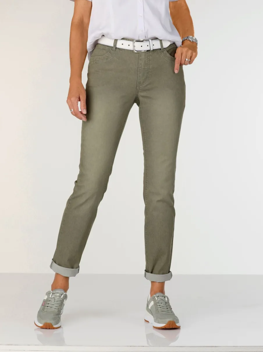 Jean extensible cinq poches avec rivets décoratifs arrière
