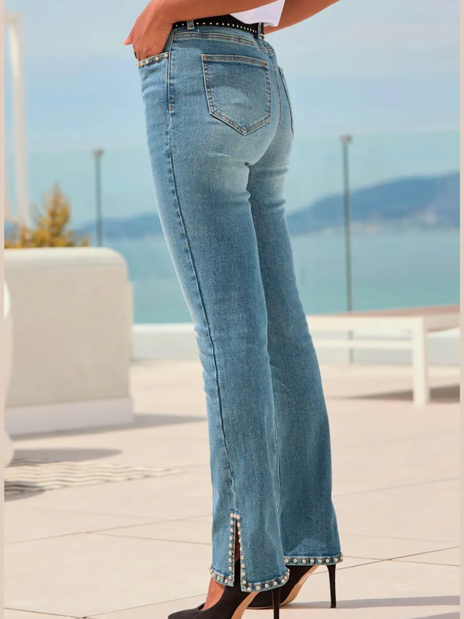 Jean extensible à 5 poches avec rivets et fente latérale