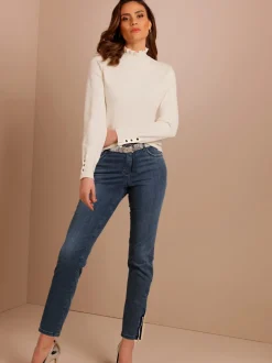 Jean 5 poches avec broderie et strass brillants