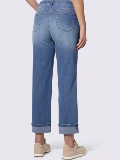 Jean 5 poches avec plis repassés et revers fixe