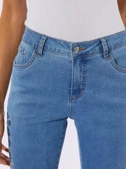 Jean 5 poches en coton avec broderie et pierres brillantes