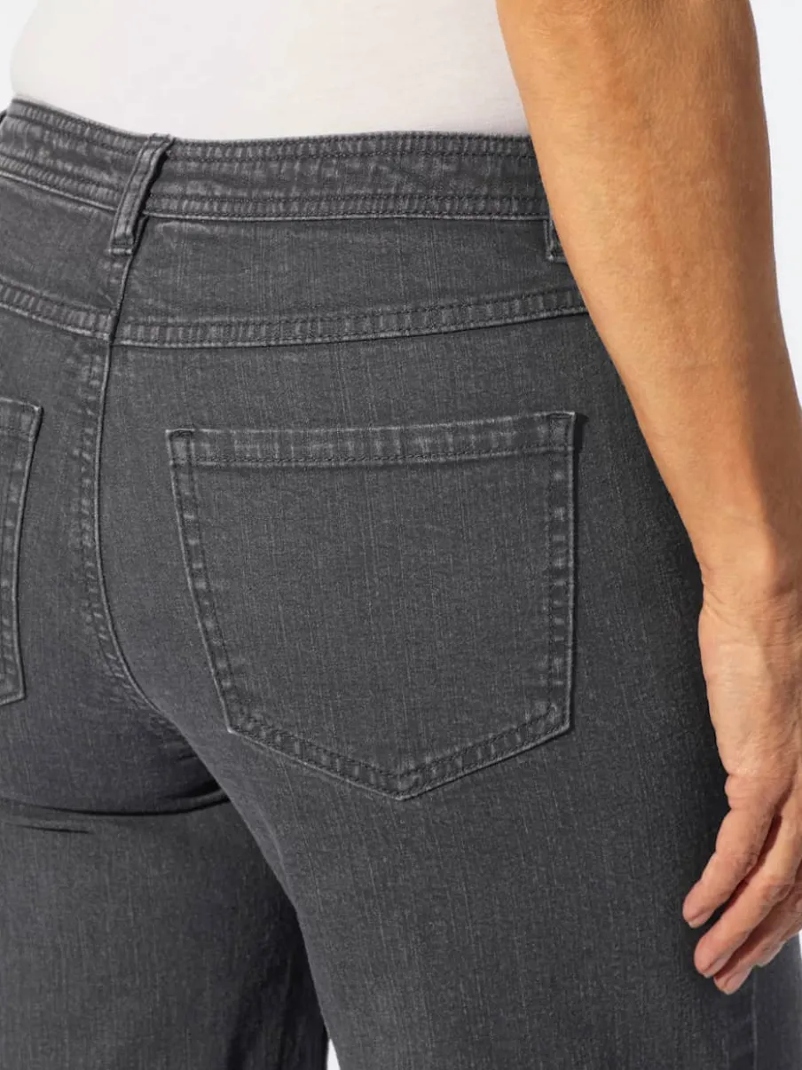 Jean 5 poches qualité coton extensible indéformable