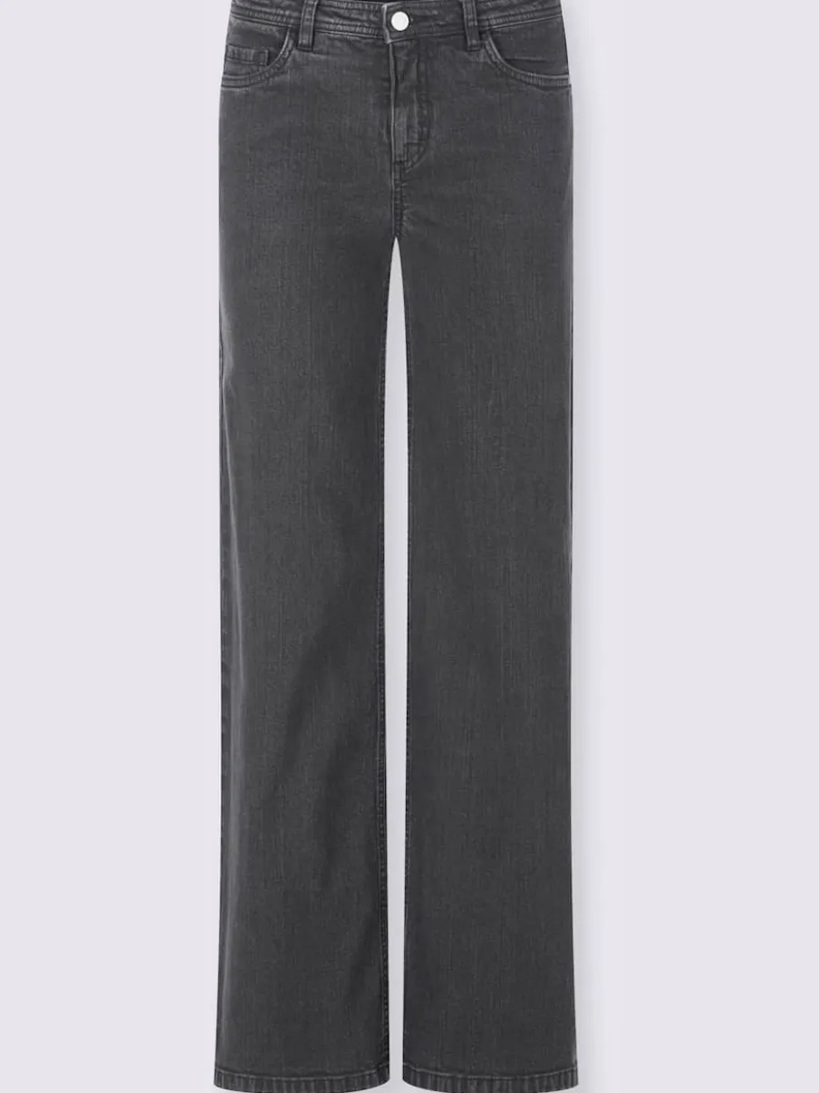 Jean 5 poches qualité coton extensible indéformable