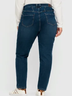 Jean 5 poches taille étroite, fesses et cuisses fortes