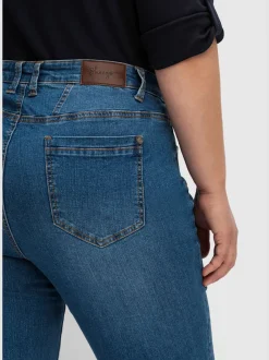 Jean 5 poches taille étroite, fesses et cuisses fortes