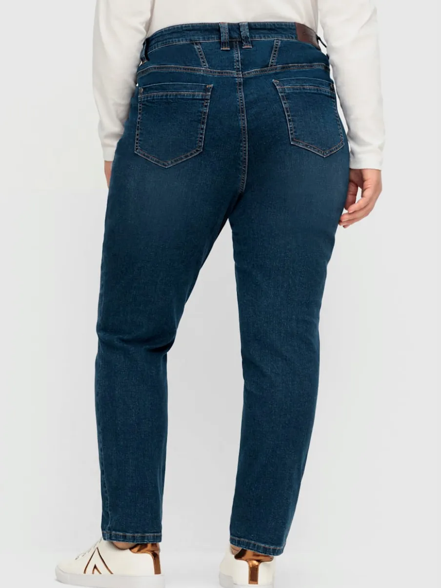 Jean 5 poches taille étroite, fesses et cuisses fortes