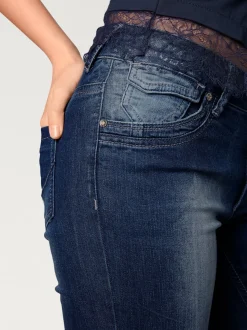 Jean skinny effet ventre plat avec matière élastique