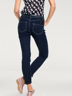 Jean 7/8 slim fit avec effets ventre plat idéalement ajusté