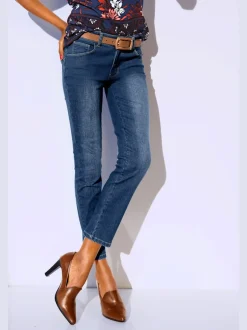 Jean 7/8 slim fit avec effets ventre plat idéalement ajusté
