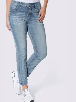 Jean style boyfriend
