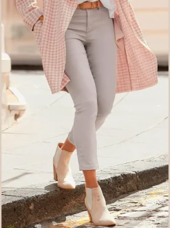 Jegging 7/8 coupe étroite avec poches décoratives et denim élastique