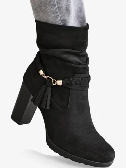 Jolies bottines avec talon bottier