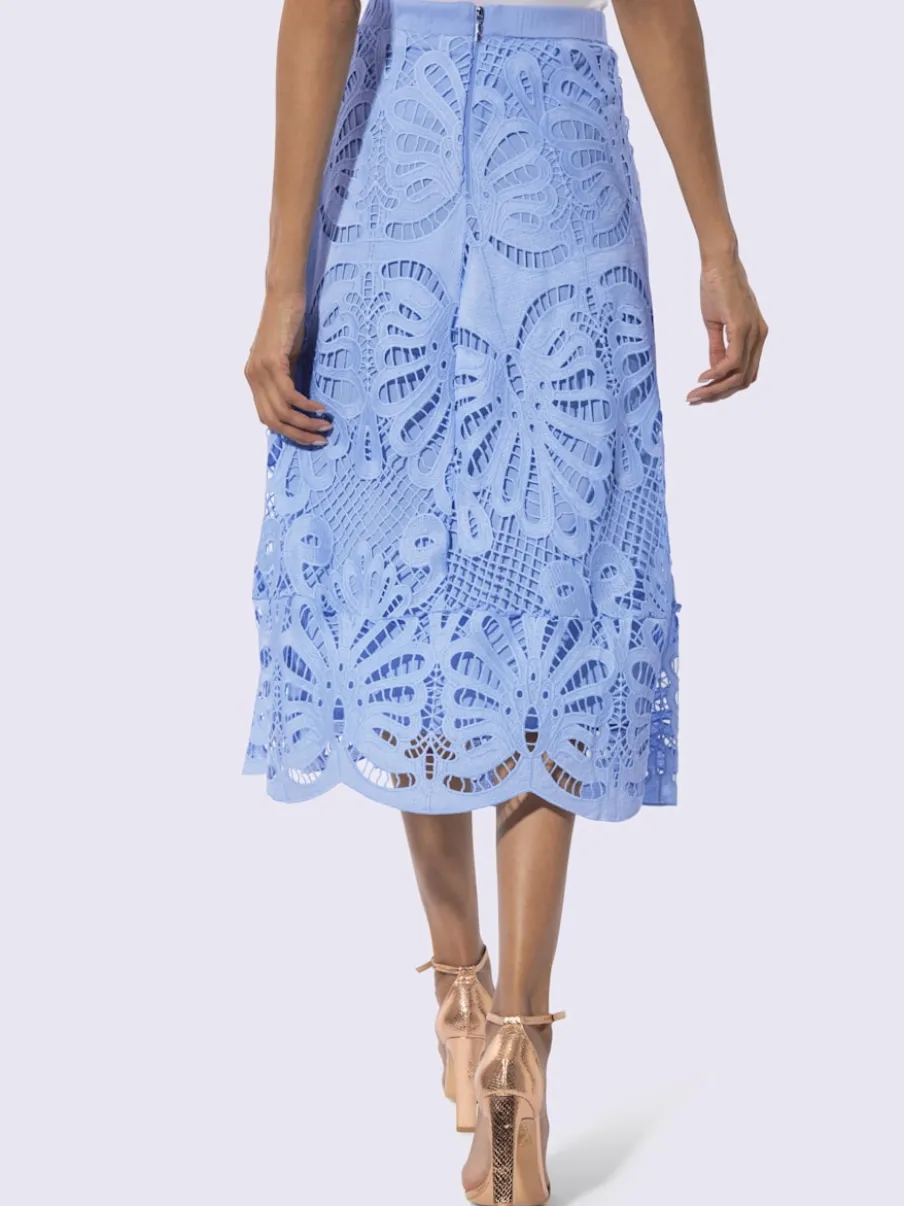 Jupe en dentelle avec finition arrondie et doublure en viscose