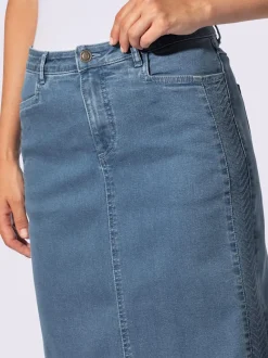 Jupe en jean avec ceinture fermeture et dentelle