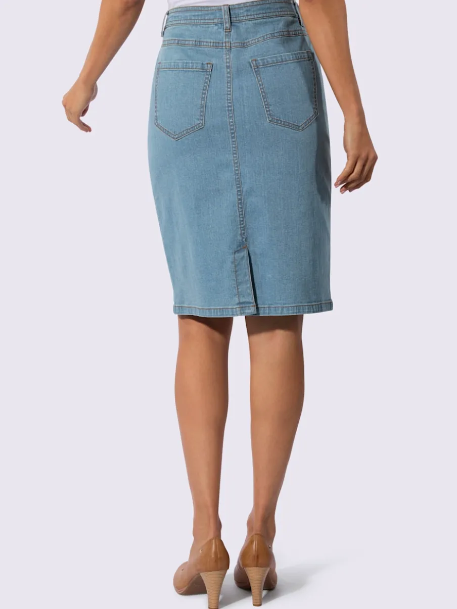 Jupe en jean à fente au dos et coupe cinq poches