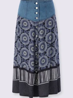 Jupe évasée en coton avec patte de boutonnage et poches