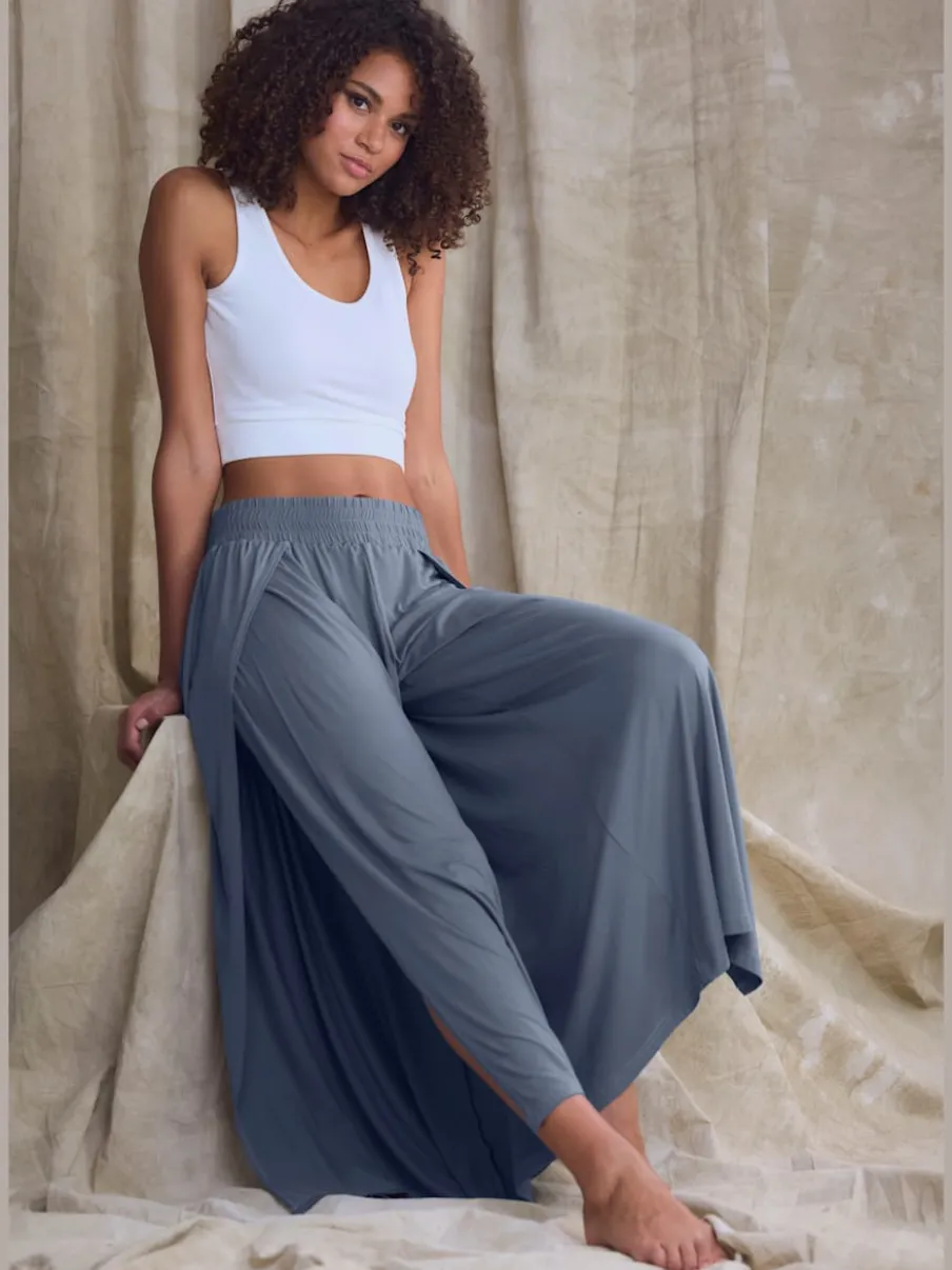 Large sarouel doux avec ceinture élastique fluide et chevauchants