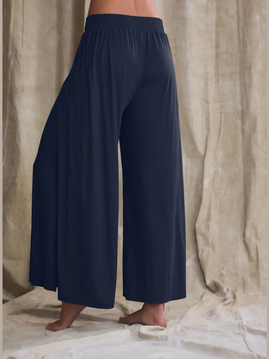 Large sarouel doux avec ceinture élastique fluide et chevauchants