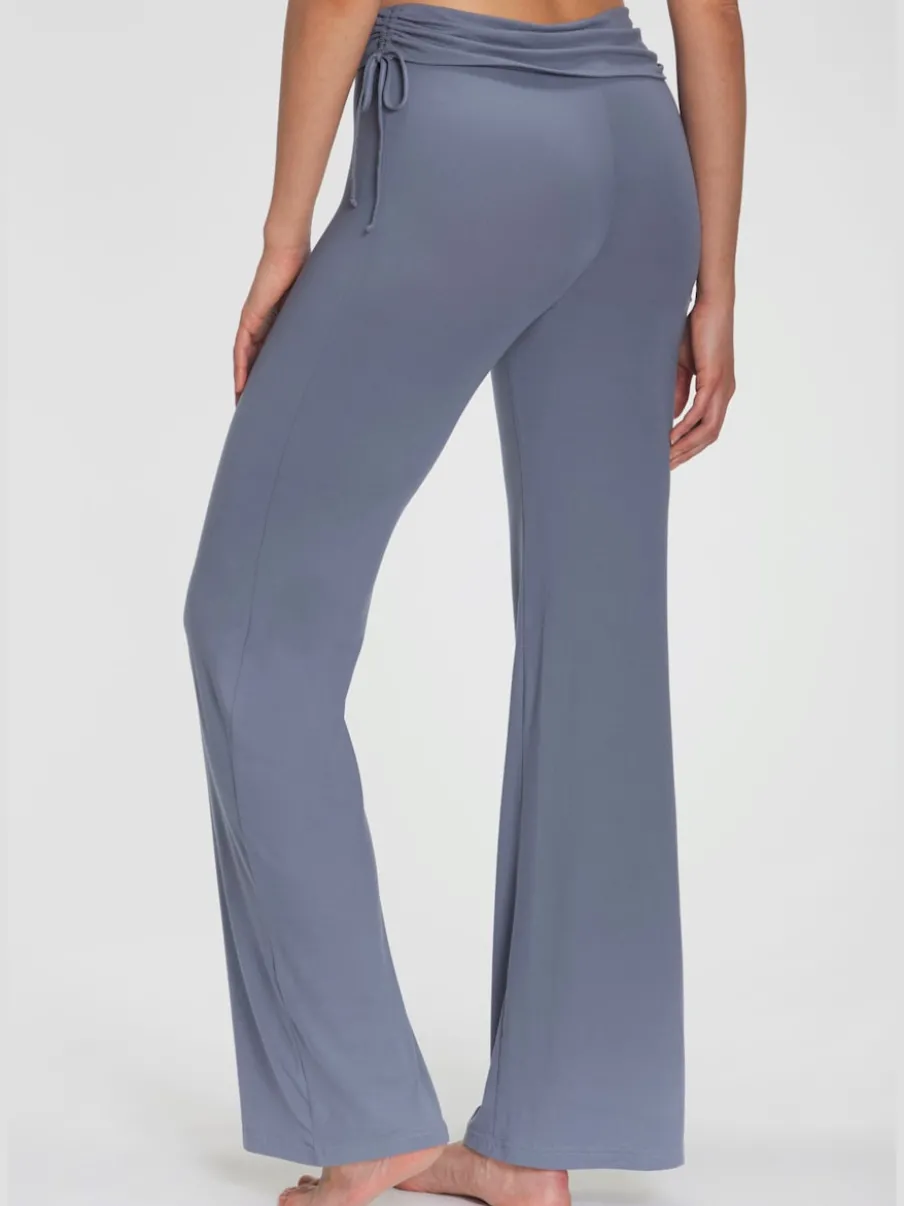 Legging avec jambes évasées doux et fluide à la taille
