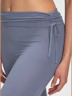 Legging avec jambes évasées doux et fluide à la taille