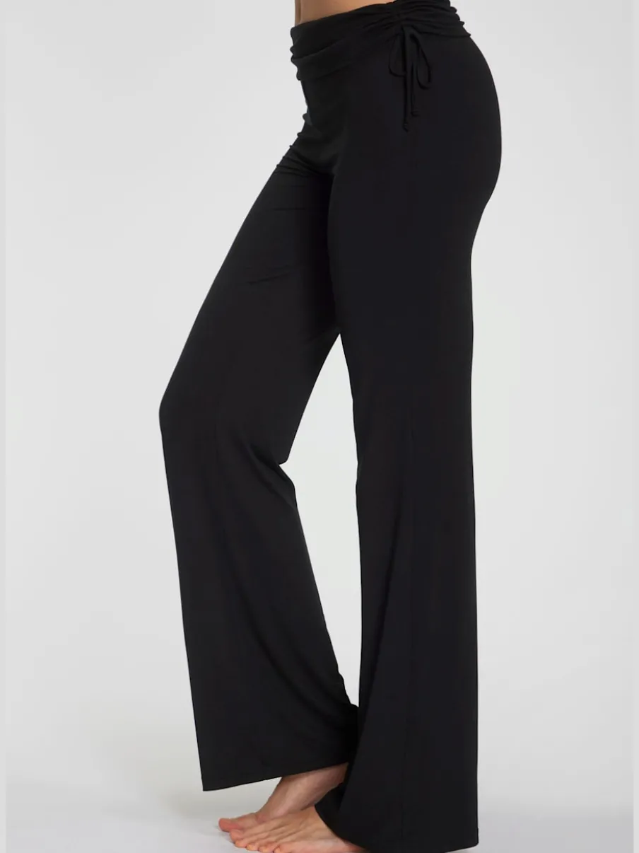 Legging avec jambes évasées doux et fluide à la taille