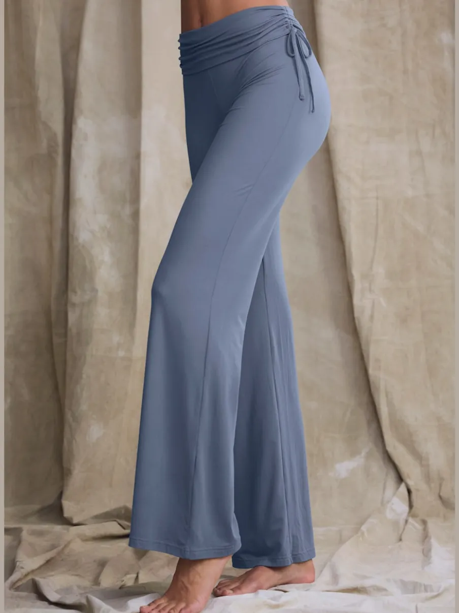 Legging avec jambes évasées et ceinture à revers