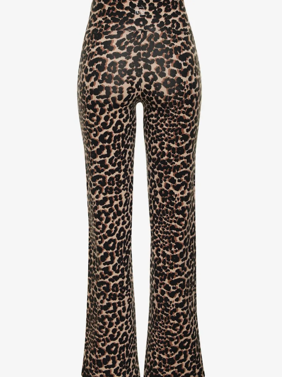 Legging de sport avec jambes évasées en qualité extensible confortable