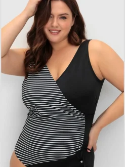 Maillot de bain bon. b, c, d, e, f