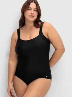 Maillot de bain bon. b, c, d, e, f, g