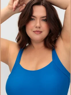 Maillot de bain bon. b, c, d, e, f, g