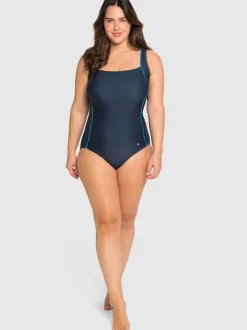 Maillot de bain bon. b, c, d, e, f, g, h