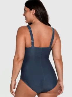 Maillot de bain bon. b, c, d, e, f, g, h