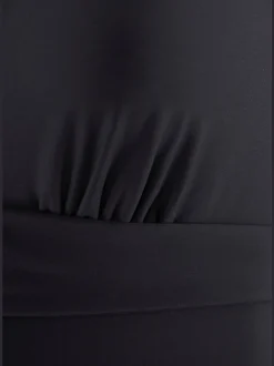 Maillot de bain classique à col V avec bonnets amovibles et ruban