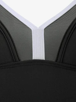 Maillots de bain avec empiècements et inserts modelants élégants