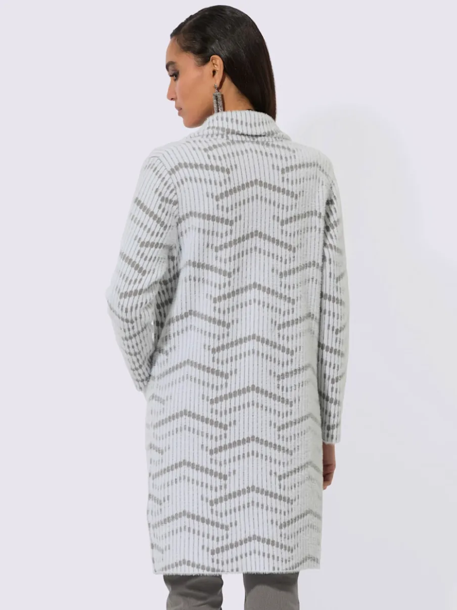 Manteau en tricot doux avec col à revers et poches