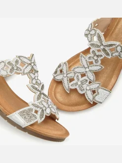 Mules d'été avec petites pierres brillantes tendance et élégantes