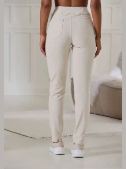Pantalon ajusté avec 5 poches et matière extensible