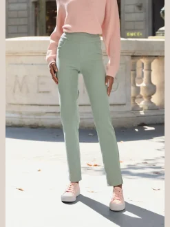 Pantalon ajusté avec 5 poches et matière extensible